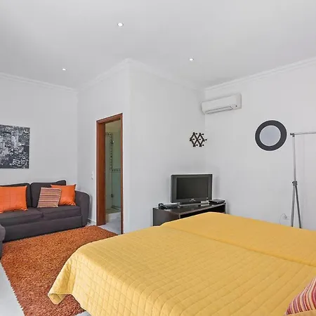 Sleeps 10 With Pool Air Con And Wifi Villa *