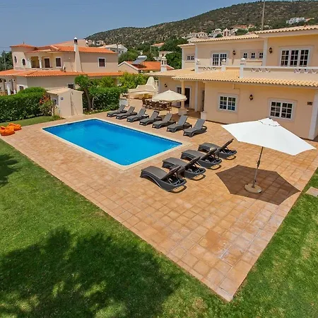 Villa Sleeps 10 With Pool Air Con And Wifi Cabeco de Camara
